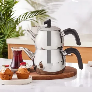 طقم إبريق شاي ميدي من كاراجا بيليناي كاراجا، أسود
