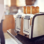ما الفرق بين التوستر والساندوتش ميكر؟