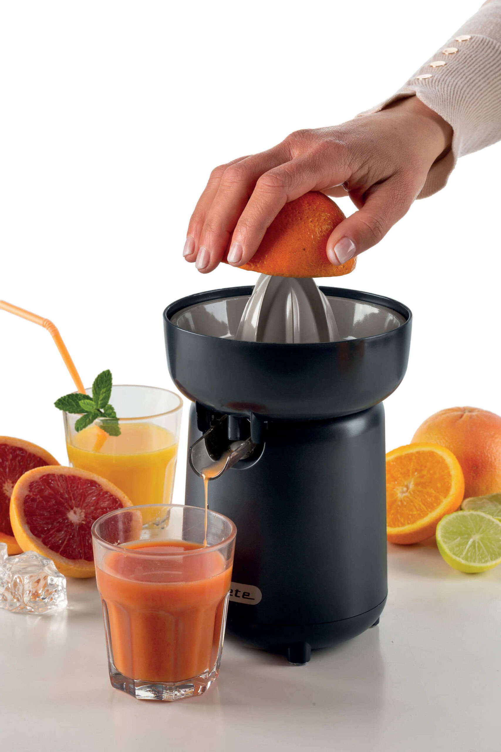 عصارة أرييتي Breakfast Citrus Juicer 40 W اريتي عصارة حمضيات 40 واط لون أسود