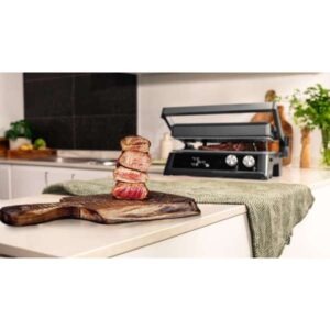 قدرة 2000 واط، صفائح RockStone غير لاصقة قابلة للإزالة، سطح شواء كبير 28×22 سم، حرارة قابلة للتعديل، تحكم LED/لمس.