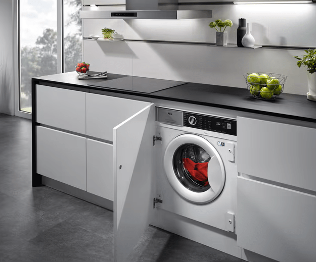 AEG Washing Machine 7 kg 1200 cycles in white color AEG Washing Machine 7 kg 1200 cycles in white color
