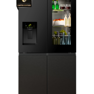 Hisense 4-door refrigerator with screen and water and ice treatment technology 615 liters
