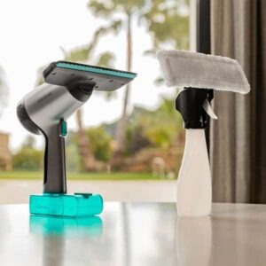 Cecotec Conga Rockstar 3700 Glass is a 3-in-1 electric window cleaner that sprays, cleans and sucks, works up to 30 minutes, 3.7V battery, 220mm nozzle, covers up to 75m² and delivers streak-free results.
