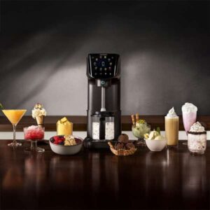Cecotec Gelatec 2100 ice cream maker with 10 programs, Cream-IN technology, 2.1L total capacity, three 700 ml containers, touch screen, Re-spin function and quick preparation in 5 minutes.
