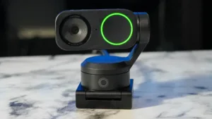 انستا360 كاميرا ويب ذكية 4K باللون الاسود