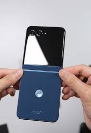 موتورولا موبايل رازر 60 رام 8 256 جيجا product thumbnail 3